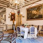 Piazza Navona Historical Palace *