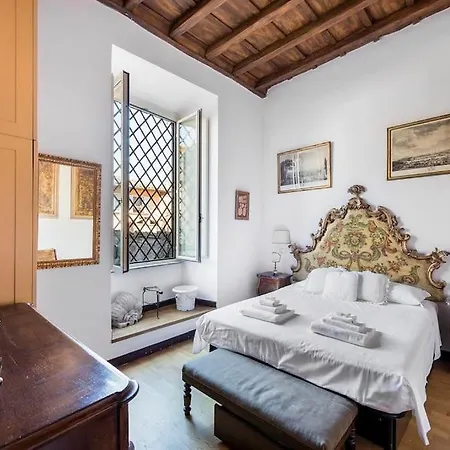 Apartment Piazza Navona Historical Palace *