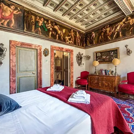 Piazza Navona Historical Palace * ローマ