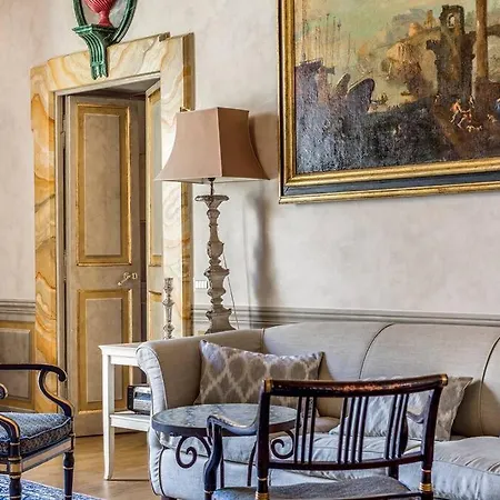 Piazza Navona Historical Palace アパート *